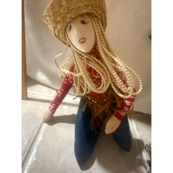 Handmade Elies Whimsi-Gals Cowgirl Rag Doll With Straw Hat & Braided Yarn Hair - Picture 4 of 7
